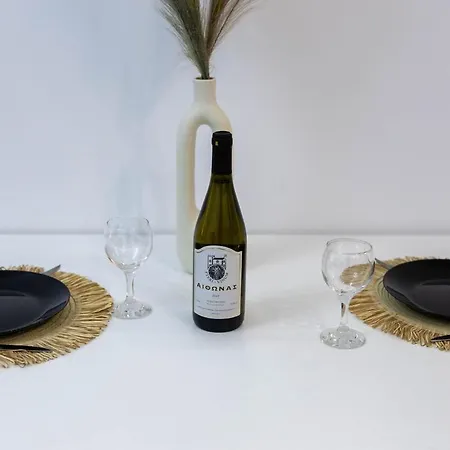 By The Bars,taverns,ac, Washer * Loutráki