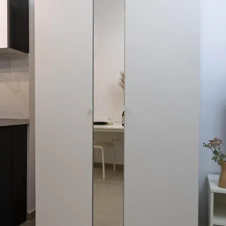 By The Bars,taverns,ac, Washer