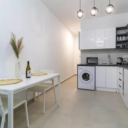 By The Bars,taverns,ac, Washer