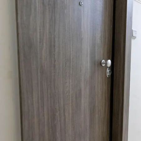 Appartement By The Bars,taverns,ac, Washer Loutráki