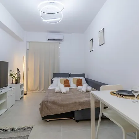 Appartement By The Bars,taverns,ac, Washer