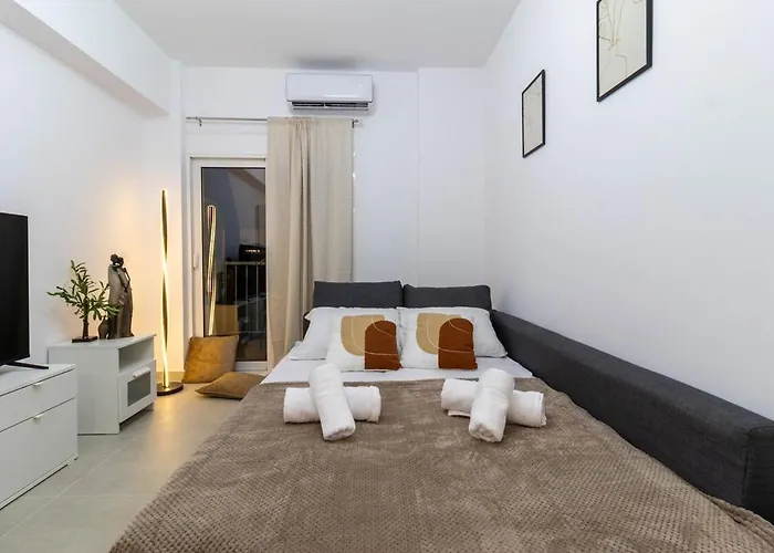 By The Bars,taverns,ac, Washer Appartamento *