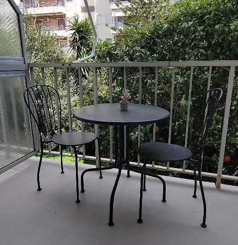 By The Bars,taverns,ac, Washer Апартаменты Лоутраки